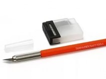 Tamiya 69905 Дизайнерский нож с 25 лезвиями с оранжевой ручкой