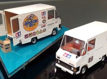Tamiya 24332 Toyota Hiace Quick Delivery 1/24