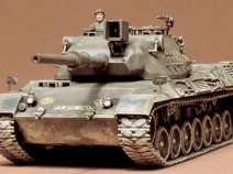 Tamiya 35064 Leopard West German Medium Tank, 1/35