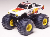 Tamiya 17009 TOYOTA HI-LUX Monster Racer Jr., 1/32