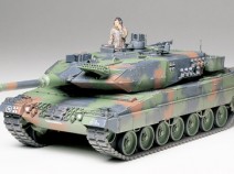 Tamiya 35242 Leopard 2 A5 Main Battle Tank, 1/35