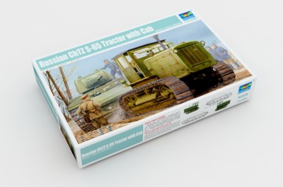Trumpeter 05539 Russian ChTZ S-65 Tractor with Cab 1/35