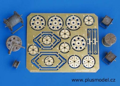 Plusmodel PM085 Operator Reels 1/35