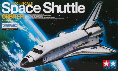 Tamiya 60402 Shuttle Atlantis 1/100