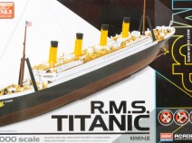 Academy 14217 лайнер RMS TITANIC (1:1000)