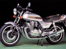 Tamiya 14006 Honda CB750F 1/12