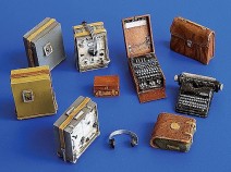 Plusmodel PM249 German radio set w. Enigma 1/35