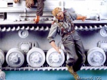 Tank T-35091 Escaping German tank crew #2. Summer 41-44. Two figures. 1/35
