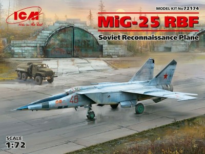 ICM 72174 МиГ-25РБФ, советский самолет-разведчик