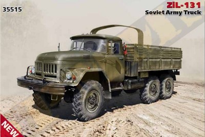 ICM 35515 ЗиЛ-131 Советский армейский грузовой автомобиль.