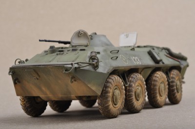 Trumpeter 01590 Russian BTR-70 APC early version 1/35