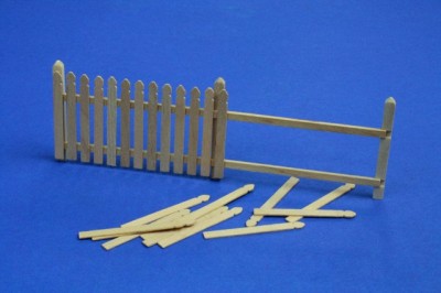 RB Model RB35D01 Wooden palings 1/35