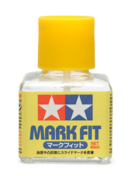 Tamiya 87102 Mark Fit (жидкость для нанесения декалей) 40мл.